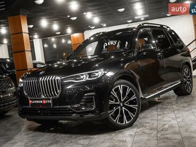 Черный БМВ X7, объемом двигателя 3 л и пробегом 65 тыс. км за 79900 $, фото 38 на Automoto.ua