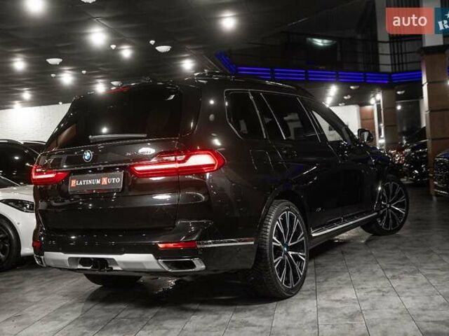 Черный БМВ X7, объемом двигателя 3 л и пробегом 65 тыс. км за 79900 $, фото 33 на Automoto.ua