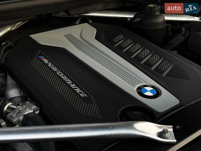 Черный БМВ X7, объемом двигателя 3 л и пробегом 110 тыс. км за 96499 $, фото 144 на Automoto.ua