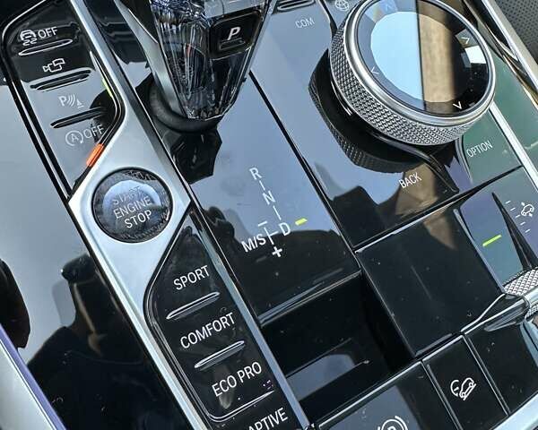Чорний БМВ X7, об'ємом двигуна 2.99 л та пробігом 80 тис. км за 89500 $, фото 65 на Automoto.ua