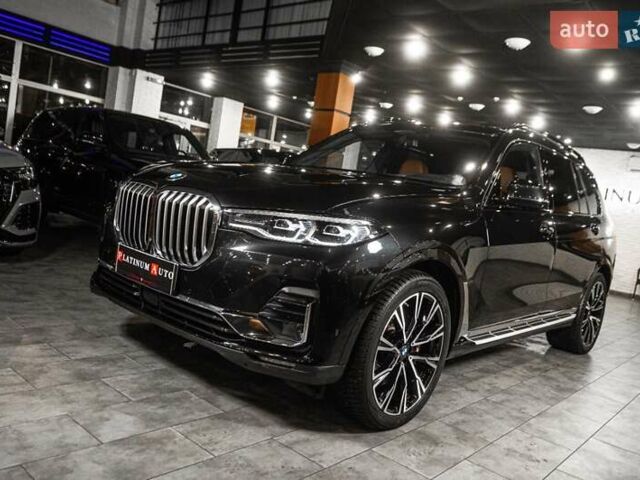 Черный БМВ X7, объемом двигателя 3 л и пробегом 65 тыс. км за 79900 $, фото 30 на Automoto.ua