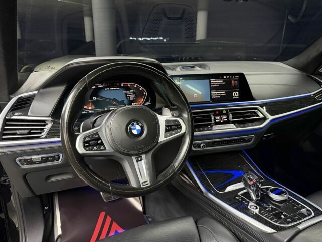 Черный БМВ X7, объемом двигателя 3 л и пробегом 65 тыс. км за 113000 $, фото 19 на Automoto.ua