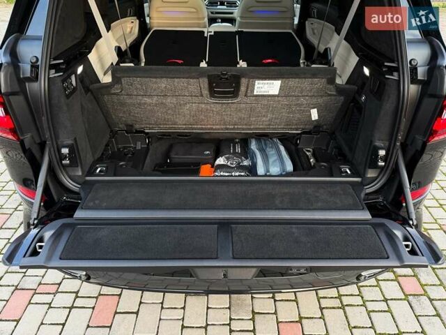 Черный БМВ X7, объемом двигателя 3 л и пробегом 110 тыс. км за 96499 $, фото 96 на Automoto.ua