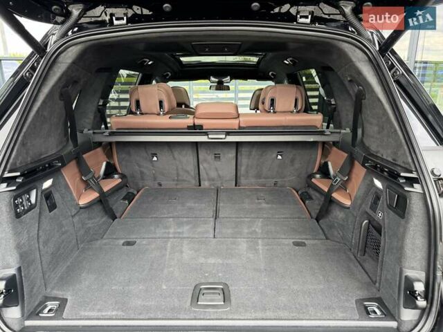 Черный БМВ X7, объемом двигателя 3 л и пробегом 29 тыс. км за 99900 $, фото 39 на Automoto.ua