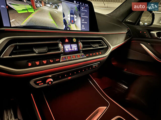 Черный БМВ X7, объемом двигателя 4.39 л и пробегом 70 тыс. км за 95000 $, фото 6 на Automoto.ua