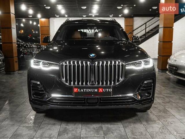 Черный БМВ X7, объемом двигателя 3 л и пробегом 65 тыс. км за 79900 $, фото 85 на Automoto.ua