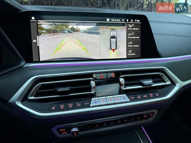 Черный БМВ X7, объемом двигателя 3 л и пробегом 88 тыс. км за 69999 $, фото 29 на Automoto.ua