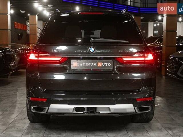 Черный БМВ X7, объемом двигателя 3 л и пробегом 65 тыс. км за 79900 $, фото 76 на Automoto.ua