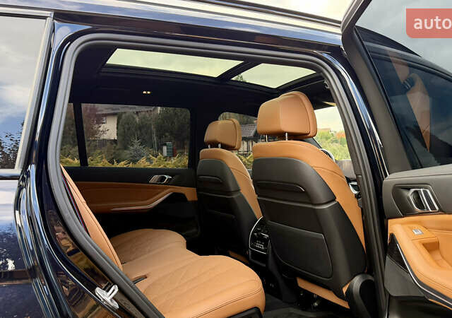Черный БМВ X7, объемом двигателя 2.99 л и пробегом 115 тыс. км за 103000 $, фото 26 на Automoto.ua