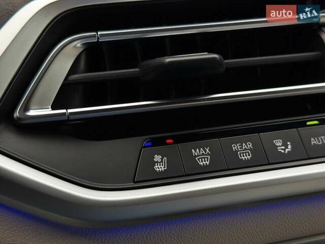 Черный БМВ X7, объемом двигателя 3 л и пробегом 110 тыс. км за 96499 $, фото 71 на Automoto.ua