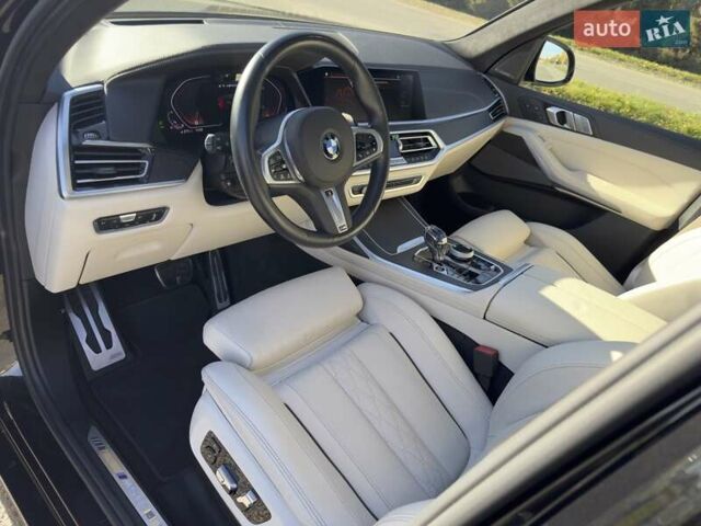 Черный БМВ X7, объемом двигателя 4.4 л и пробегом 38 тыс. км за 78000 $, фото 9 на Automoto.ua