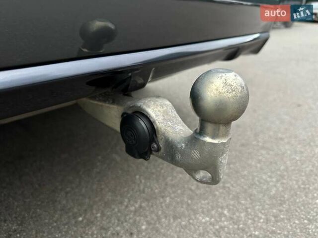 Черный БМВ X7, объемом двигателя 4.4 л и пробегом 40 тыс. км за 140900 $, фото 139 на Automoto.ua