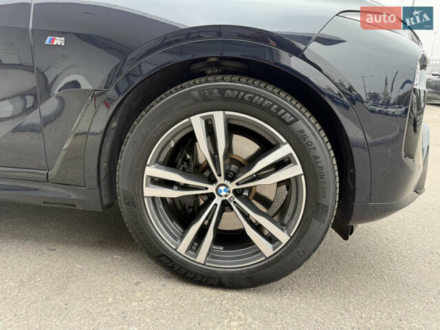 Черный БМВ X7, объемом двигателя 2.99 л и пробегом 90 тыс. км за 108000 $, фото 19 на Automoto.ua