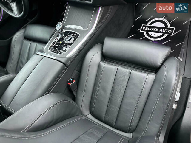 Черный БМВ X7, объемом двигателя 2.99 л и пробегом 41 тыс. км за 89900 $, фото 64 на Automoto.ua