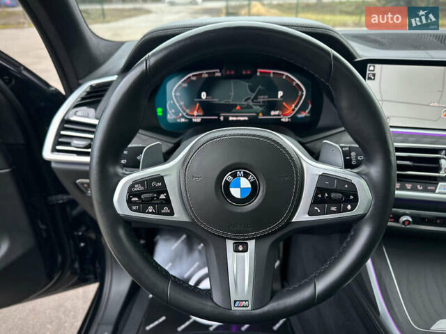 Черный БМВ X7, объемом двигателя 2.99 л и пробегом 41 тыс. км за 89900 $, фото 77 на Automoto.ua