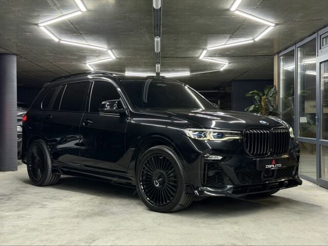 Черный БМВ X7, объемом двигателя 3 л и пробегом 65 тыс. км за 113000 $, фото 2 на Automoto.ua