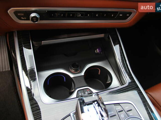 Чорний БМВ X7, об'ємом двигуна 2.99 л та пробігом 85 тис. км за 92000 $, фото 16 на Automoto.ua