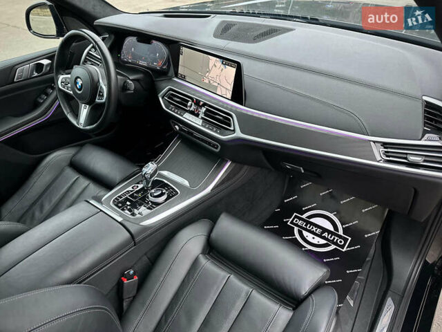 Черный БМВ X7, объемом двигателя 2.99 л и пробегом 41 тыс. км за 89900 $, фото 81 на Automoto.ua