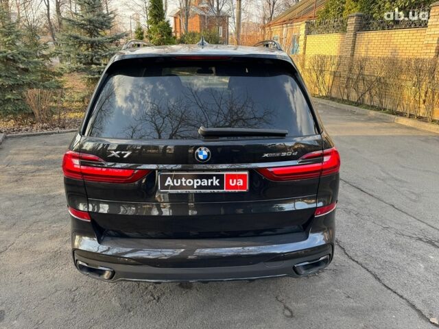Черный БМВ X7, объемом двигателя 3 л и пробегом 13 тыс. км за 113800 $, фото 9 на Automoto.ua