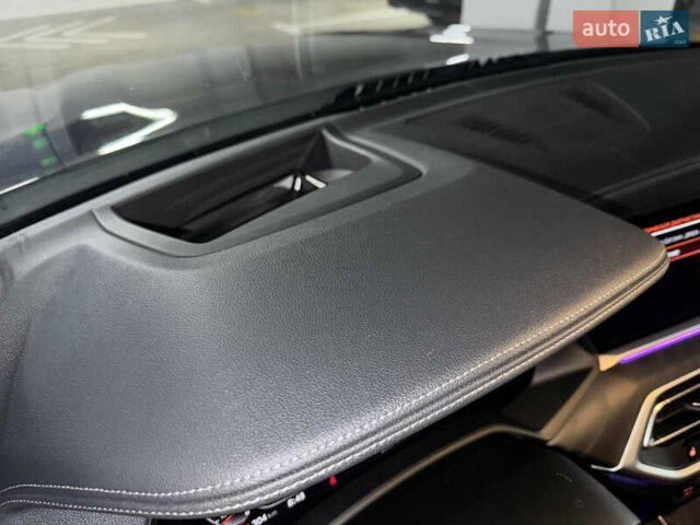 Чорний БМВ X7, об'ємом двигуна 2.99 л та пробігом 40 тис. км за 92500 $, фото 18 на Automoto.ua