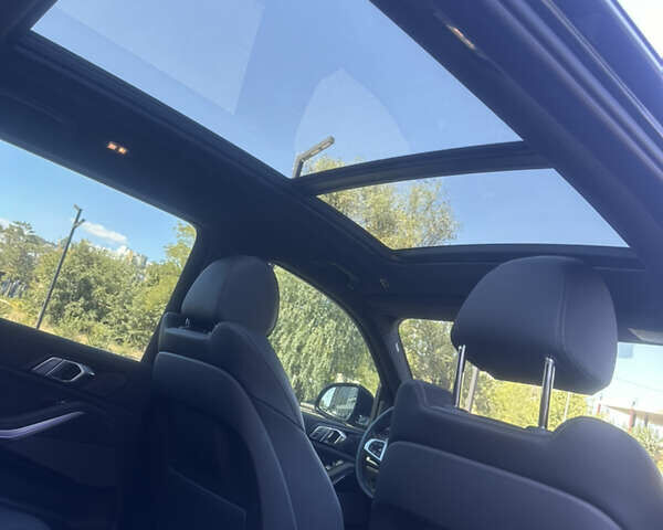 Черный БМВ X7, объемом двигателя 3 л и пробегом 70 тыс. км за 88888 $, фото 17 на Automoto.ua