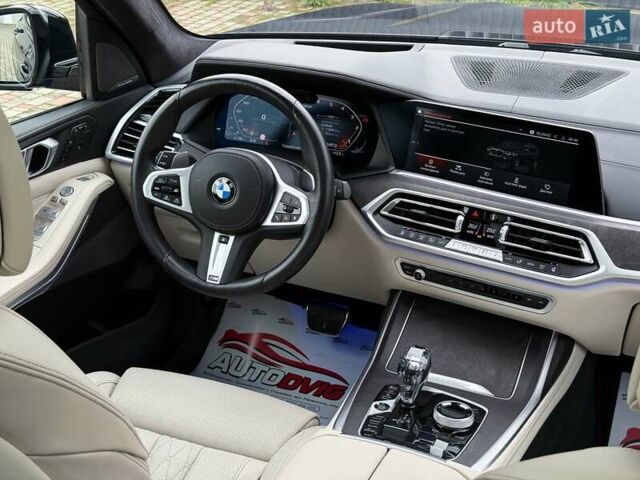 Черный БМВ X7, объемом двигателя 3 л и пробегом 110 тыс. км за 96499 $, фото 106 на Automoto.ua