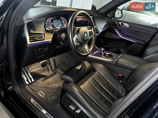 Чорний БМВ X7, об'ємом двигуна 2.99 л та пробігом 40 тис. км за 92500 $, фото 17 на Automoto.ua
