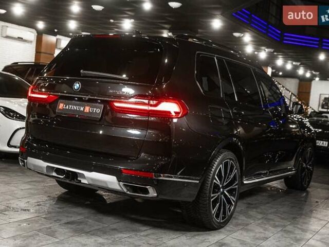 Черный БМВ X7, объемом двигателя 3 л и пробегом 65 тыс. км за 79900 $, фото 93 на Automoto.ua