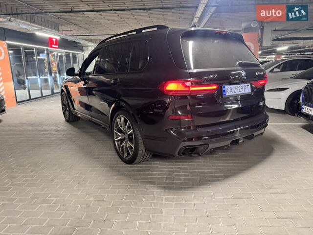 Черный БМВ X7, объемом двигателя 4.39 л и пробегом 70 тыс. км за 95000 $, фото 15 на Automoto.ua