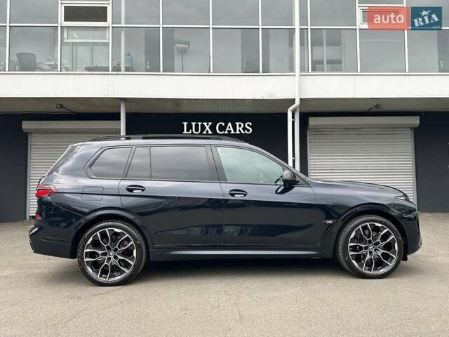 Черный БМВ X7, объемом двигателя 4.4 л и пробегом 40 тыс. км за 140900 $, фото 33 на Automoto.ua