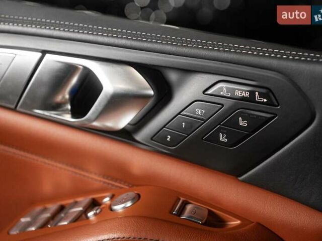 Черный БМВ X7, объемом двигателя 3 л и пробегом 65 тыс. км за 79900 $, фото 57 на Automoto.ua