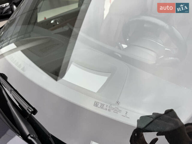 Черный БМВ X7, объемом двигателя 2.99 л и пробегом 90 тыс. км за 108000 $, фото 16 на Automoto.ua