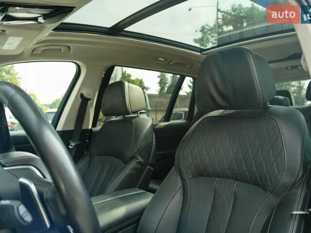 Черный БМВ X7, объемом двигателя 3 л и пробегом 67 тыс. км за 99500 $, фото 51 на Automoto.ua