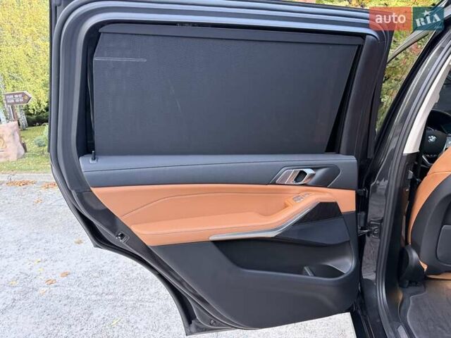 Черный БМВ X7, объемом двигателя 3 л и пробегом 88 тыс. км за 69999 $, фото 20 на Automoto.ua