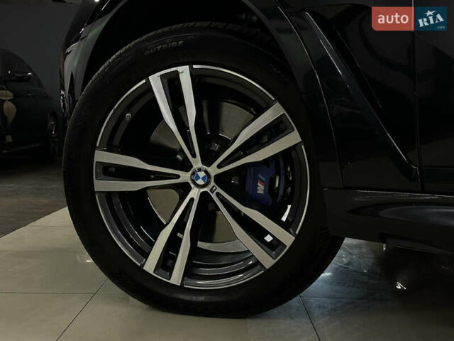 Черный БМВ X7, объемом двигателя 3 л и пробегом 96 тыс. км за 99999 $, фото 25 на Automoto.ua