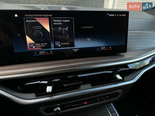 Черный БМВ X7, объемом двигателя 4.4 л и пробегом 40 тыс. км за 140900 $, фото 115 на Automoto.ua