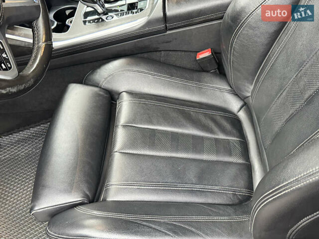 Черный БМВ X7, объемом двигателя 2.99 л и пробегом 110 тыс. км за 80000 $, фото 12 на Automoto.ua