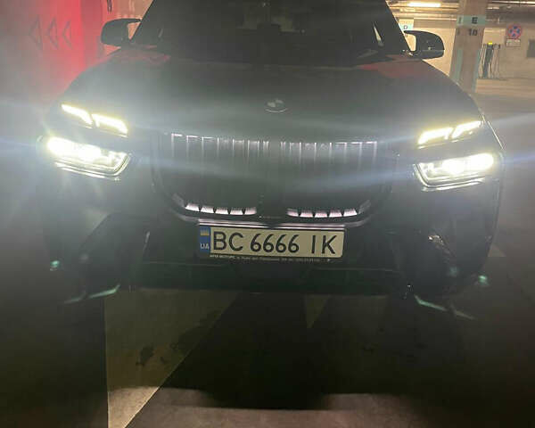 Черный БМВ X7, объемом двигателя 2.99 л и пробегом 71 тыс. км за 112000 $, фото 26 на Automoto.ua