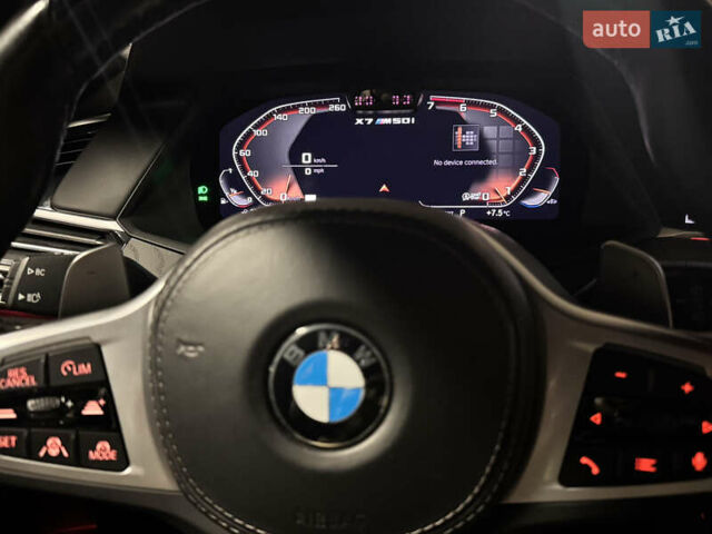 Черный БМВ X7, объемом двигателя 4.39 л и пробегом 70 тыс. км за 95000 $, фото 5 на Automoto.ua