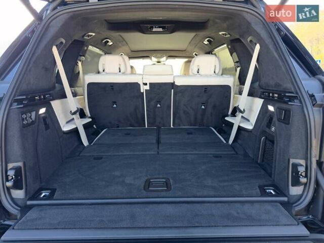 Черный БМВ X7, объемом двигателя 4.4 л и пробегом 38 тыс. км за 78000 $, фото 14 на Automoto.ua