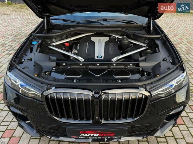 Черный БМВ X7, объемом двигателя 3 л и пробегом 110 тыс. км за 96499 $, фото 141 на Automoto.ua