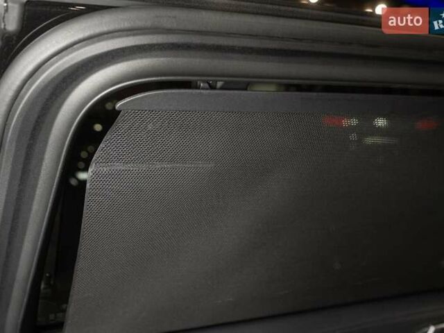 Черный БМВ X7, объемом двигателя 3 л и пробегом 65 тыс. км за 79900 $, фото 61 на Automoto.ua