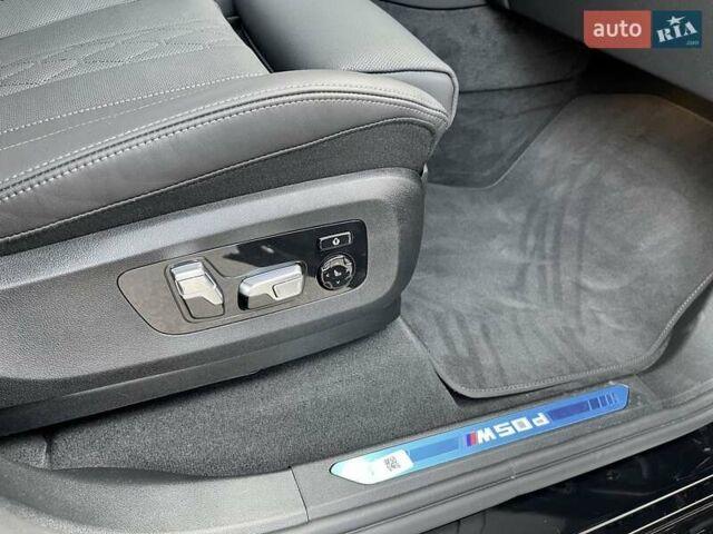 Черный БМВ X7, объемом двигателя 2.99 л и пробегом 29 тыс. км за 106500 $, фото 25 на Automoto.ua