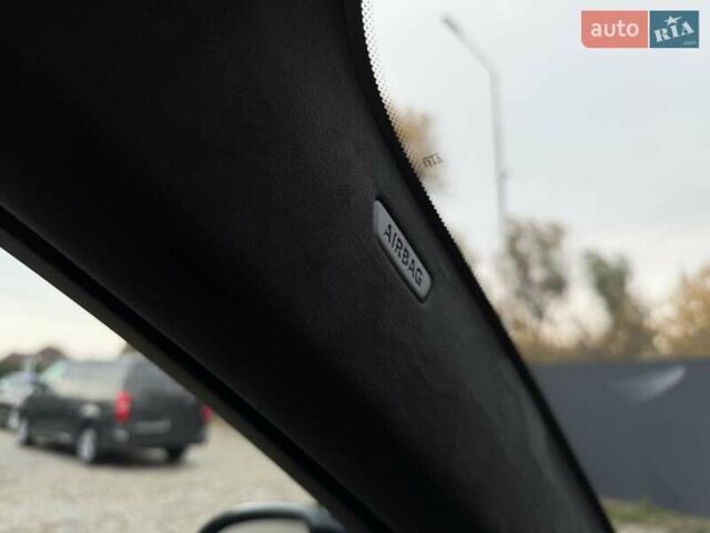 Черный БМВ X7, объемом двигателя 3 л и пробегом 110 тыс. км за 96499 $, фото 61 на Automoto.ua