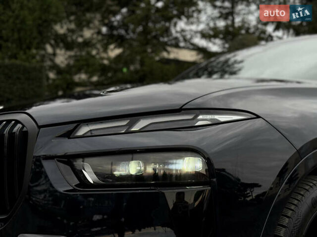 Черный БМВ X7, объемом двигателя 2.99 л и пробегом 117 тыс. км за 103900 $, фото 6 на Automoto.ua