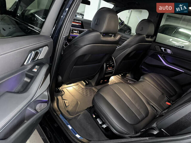Чорний БМВ X7, об'ємом двигуна 2.99 л та пробігом 40 тис. км за 92500 $, фото 14 на Automoto.ua