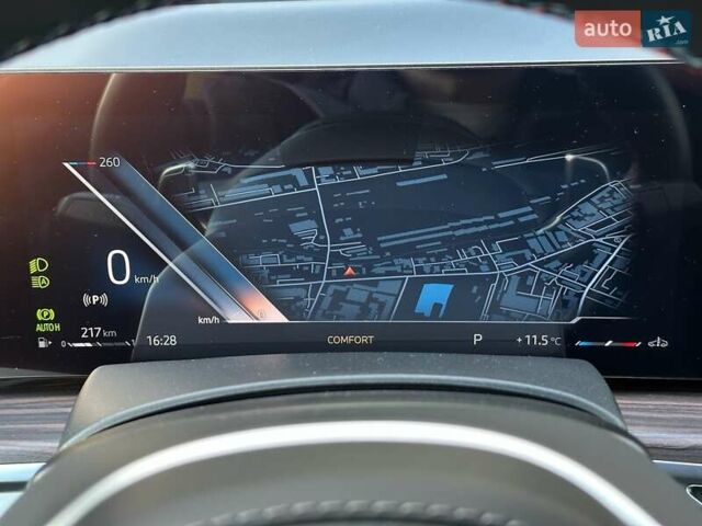 Черный БМВ X7, объемом двигателя 4.4 л и пробегом 40 тыс. км за 140900 $, фото 135 на Automoto.ua