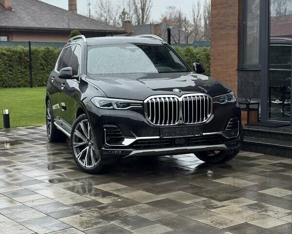 Чорний БМВ X7, об'ємом двигуна 3 л та пробігом 33 тис. км за 95500 $, фото 2 на Automoto.ua