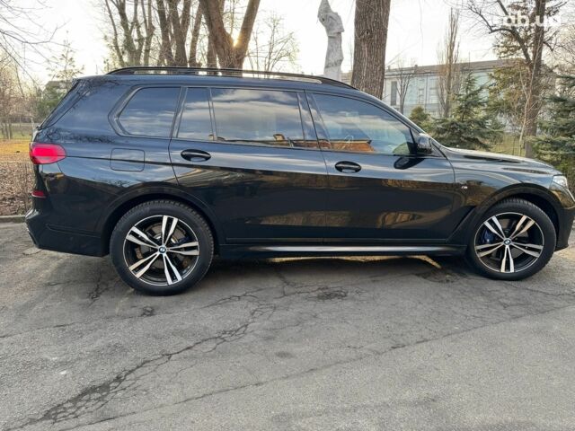 Черный БМВ X7, объемом двигателя 3 л и пробегом 13 тыс. км за 113800 $, фото 5 на Automoto.ua