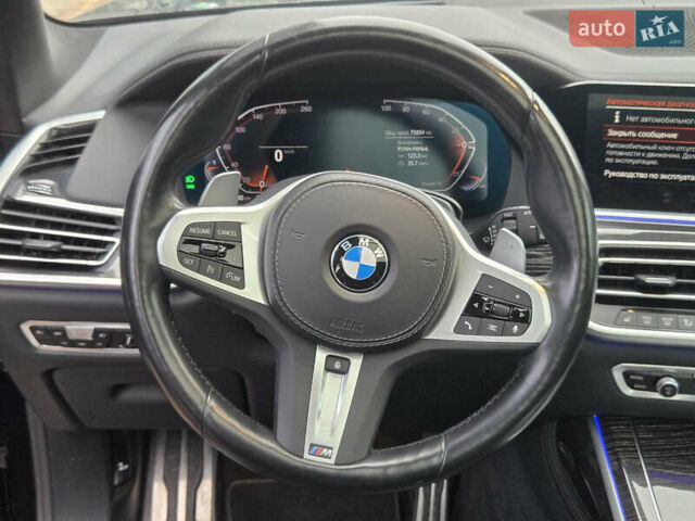 Черный БМВ X7, объемом двигателя 3 л и пробегом 75 тыс. км за 75900 $, фото 21 на Automoto.ua